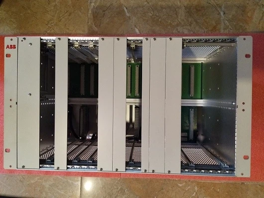 ABB P7LC 1KHL015000R0001 Programmable Logic Controller Module ABB P7LC 1KHL015000R0001 Programmable Logic Controller Module